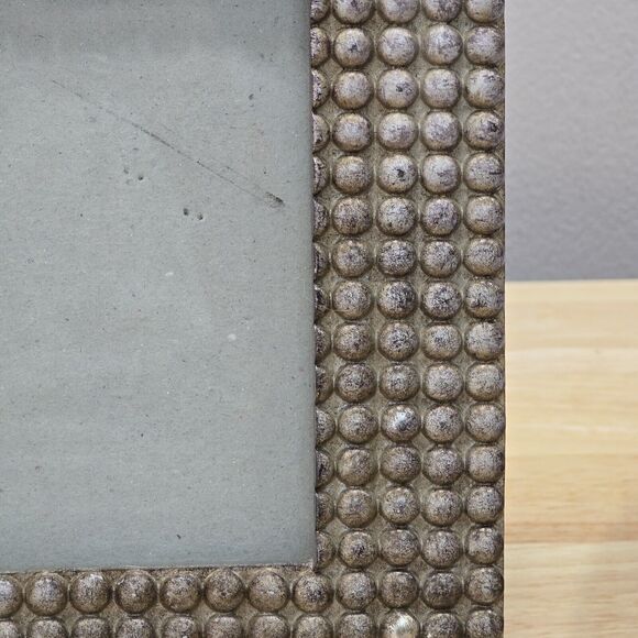 SIXTREES Metal Picture Frame 3D Bubbles for 4x6 Photo - Picture 7 of 10